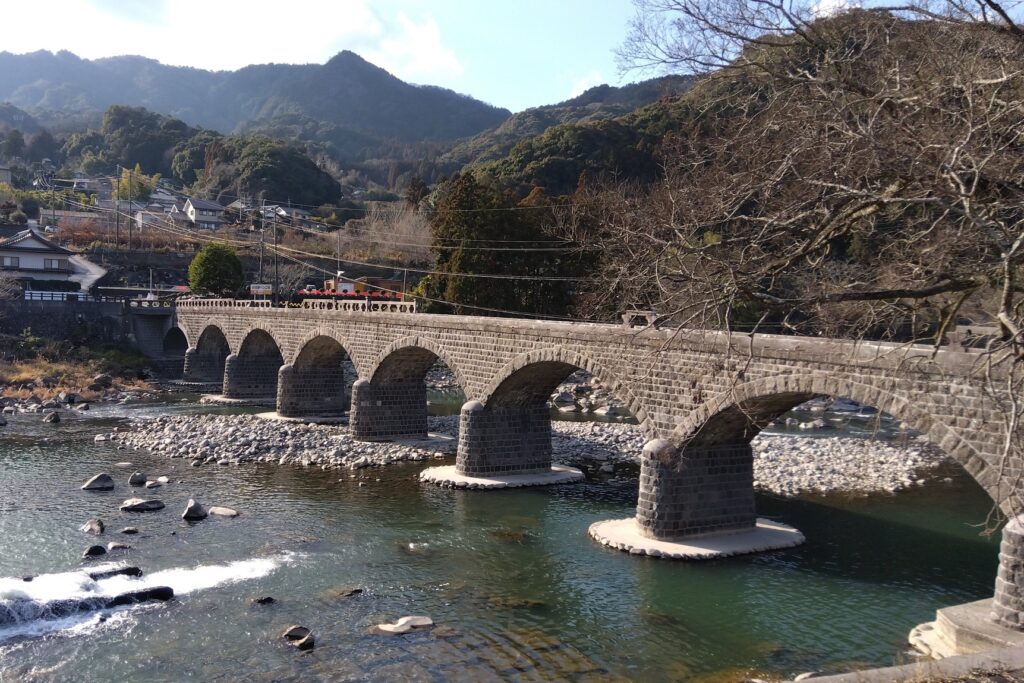 山国川の石橋群のなかでも最大のめがね橋。